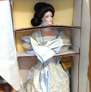 Franklin Mint Heirloom Gibson Girl